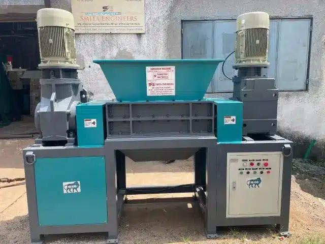 Double Shaft Shredder Machine